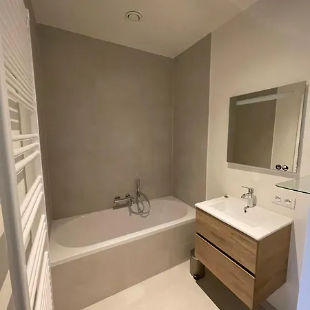 Amaranta By Bloss Ostende