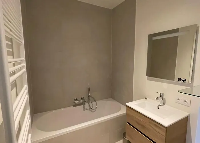 Amaranta By Bloss 奥斯滕德